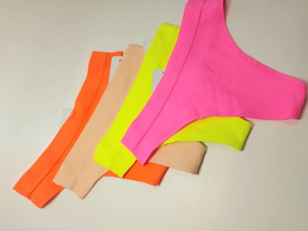 Bordás sportos tanga